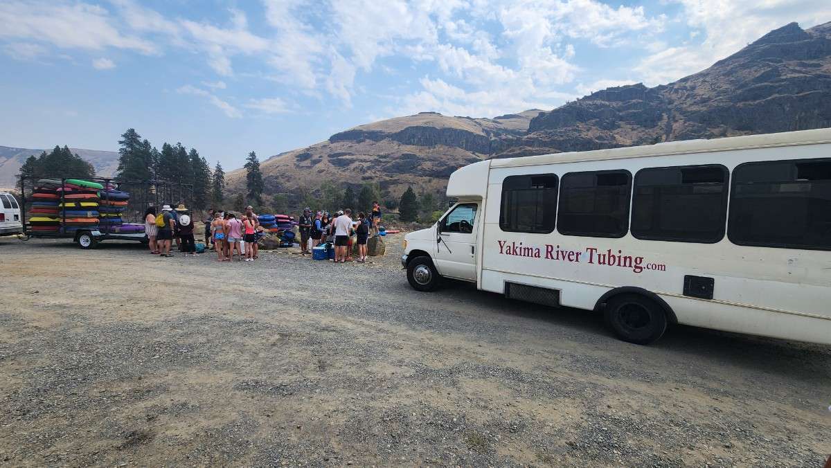 Shuttle Van Dropoff Spot